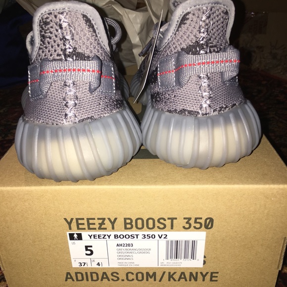 Yeezy beluga 2.0 v2 - Picture 5 of 7